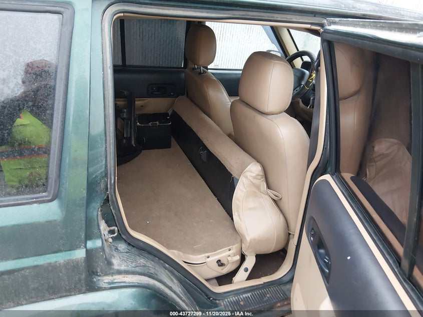 1999 Jeep Cherokee Classic/Sport VIN: 1J4FF68S9XL659697 Lot: 43727299