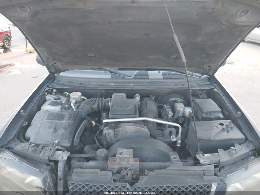 2008 Chevrolet Trailblazer Lt VIN: 1GNDS13SX82136528 Lot: 43727324