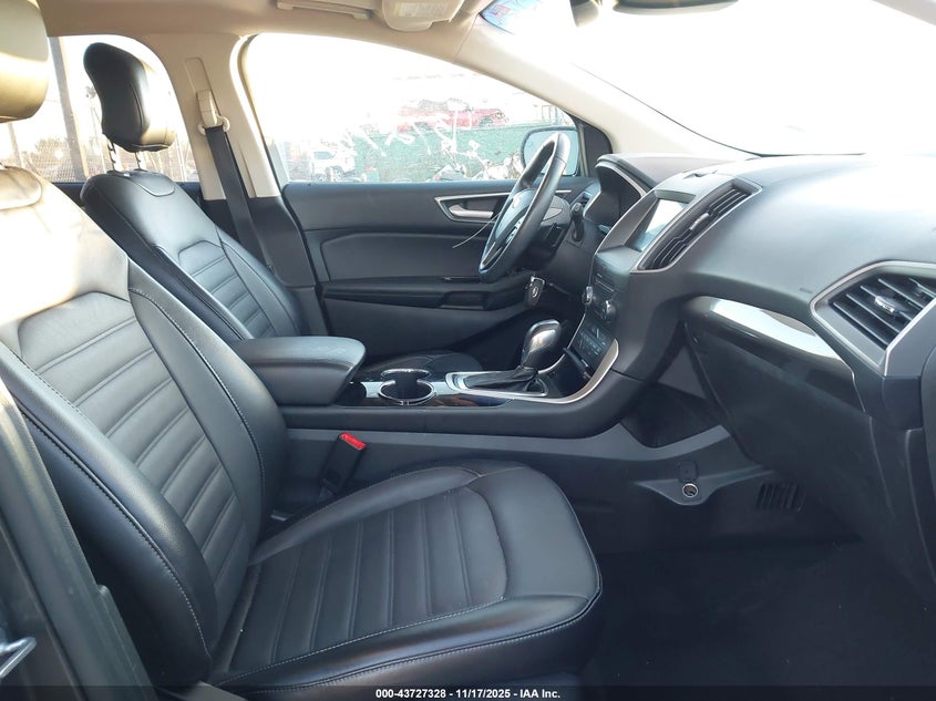 2FMPK4J92JBC38506 2018 FORD EDGE photo no. 5
