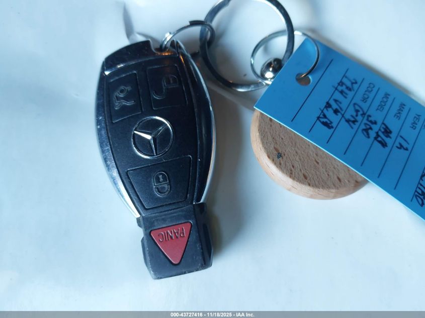 2008 Mercedes-Benz C 300 Luxury 4Matic/Sport 4Matic VIN: WDDGF81X48F092641 Lot: 43727416