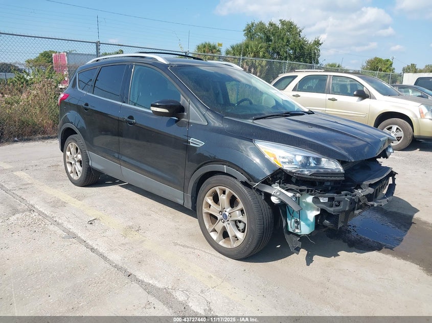 FORD ESCAPE TITANIUM