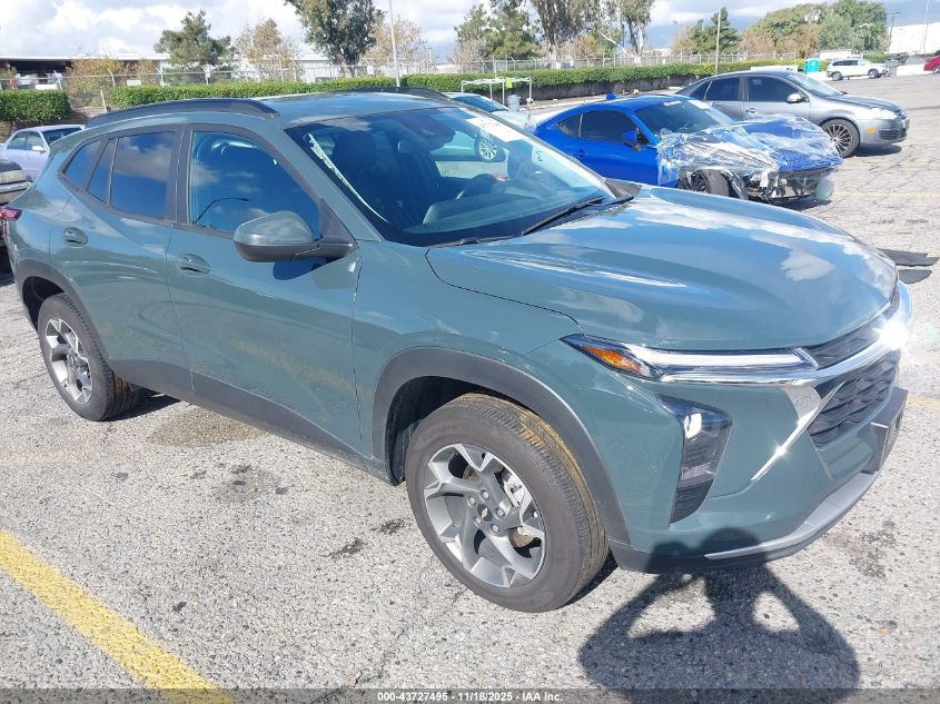 CHEVROLET TRAX FWD LT