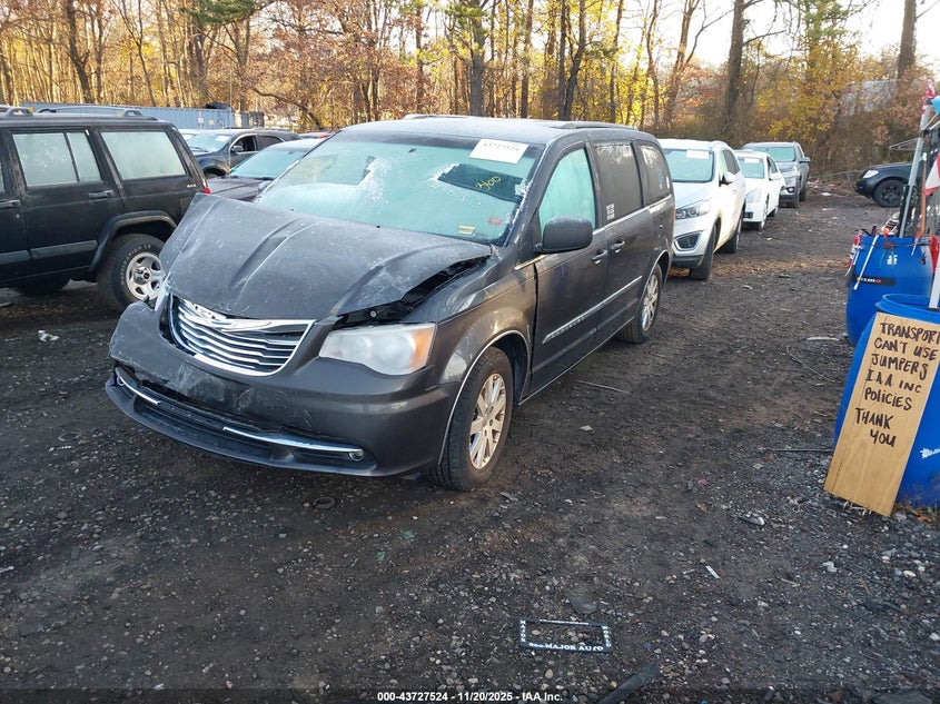 2C4RC1BG8FR587724 2015 CHRYSLER TOWN & COUNTRY photo no. 2