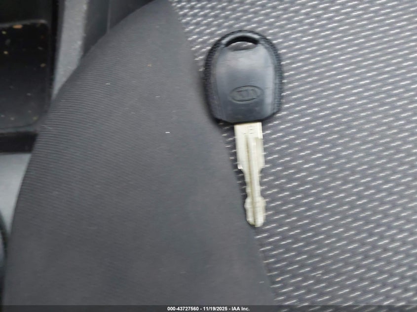 2009 Kia Rio Lx VIN: KNADE223596580617 Lot: 43727560