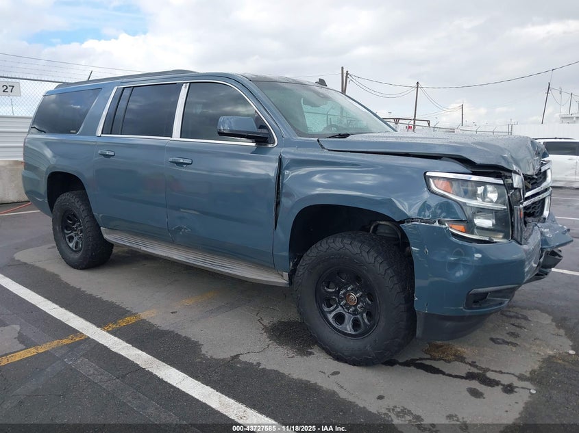 CHEVROLET SUBURBAN LT