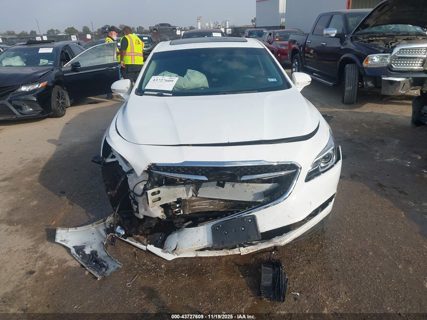 2017 Buick Lacrosse Premium VIN: 1G4ZR5SS9HU211240 Lot: 43727609
