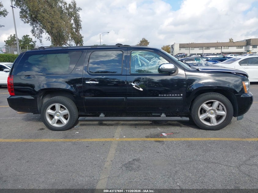2007 Chevrolet Suburban 1500 Ltz VIN: 3GNFC16Y87G218902 Lot: 43727655