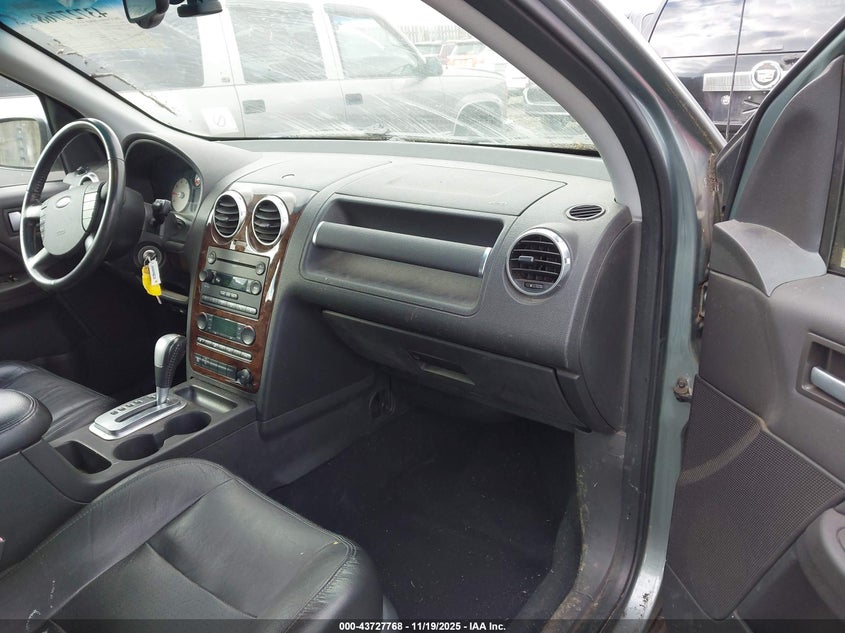 1FMZK061X5GA28433 2005 FORD FREESTYLE photo no. 5