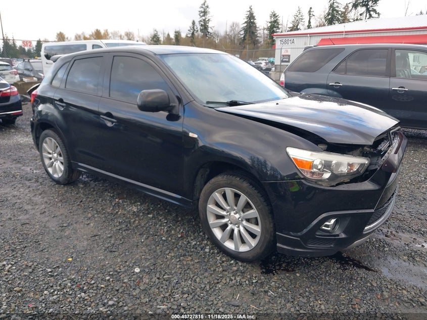 MITSUBISHI OUTLANDER SPORT SE