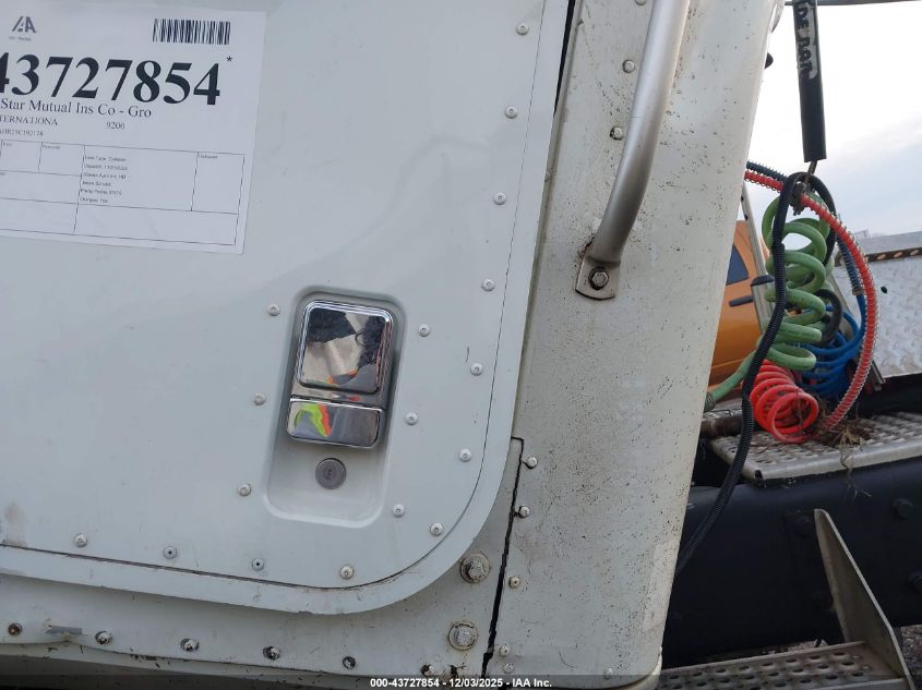 2005 International 9200 9200I VIN: 2HSCEAHR25C192178 Lot: 43727854