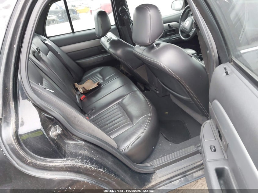 2003 Mercury Marauder VIN: 2MEHM75V33X634153 Lot: 43727873