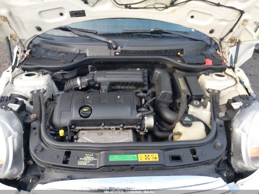 2009 Mini Cooper VIN: WMWMF33599TU73882 Lot: 43727876