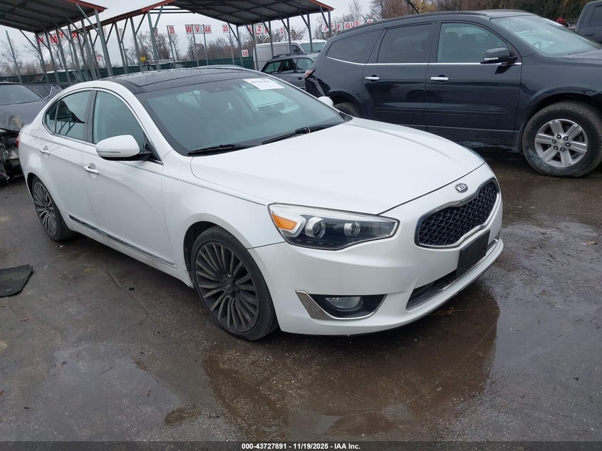 KIA CADENZA PREMIUM