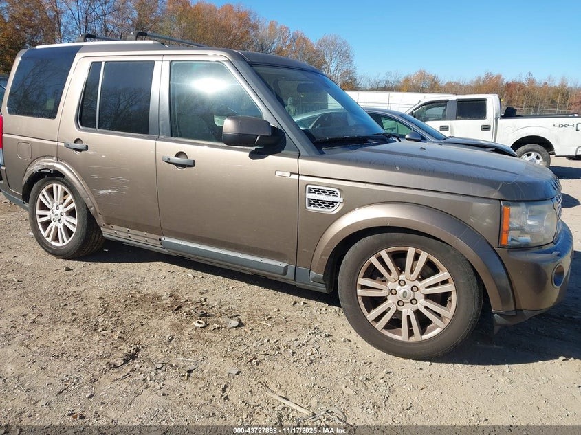 LAND ROVER LR4