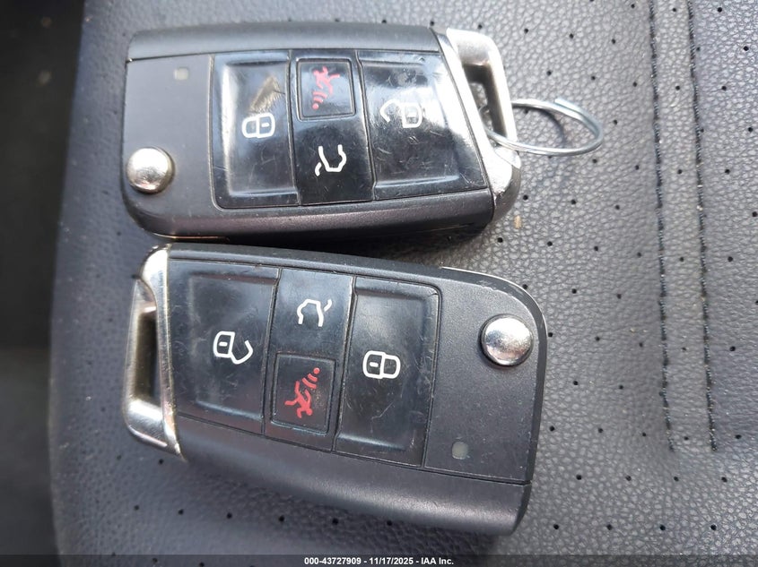 2016 Volkswagen E-Golf Sel Premium VIN: WVWPP7AU1GW912678 Lot: 43727909