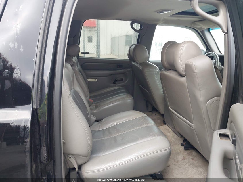 2001 GMC Yukon Xl 1500 Denali VIN: 1GKFK66U11J207918 Lot: 43727923