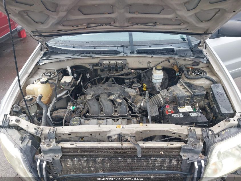 2005 Mercury Mariner Luxury/Premier VIN: 4M2CU57135DJ13772 Lot: 43727947