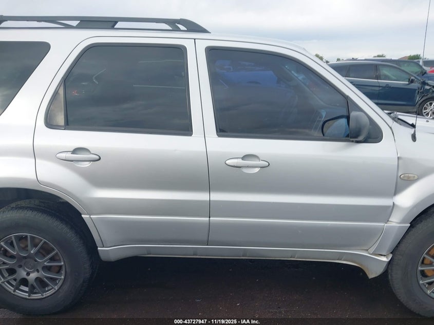 2005 Mercury Mariner Luxury/Premier VIN: 4M2CU57135DJ13772 Lot: 43727947