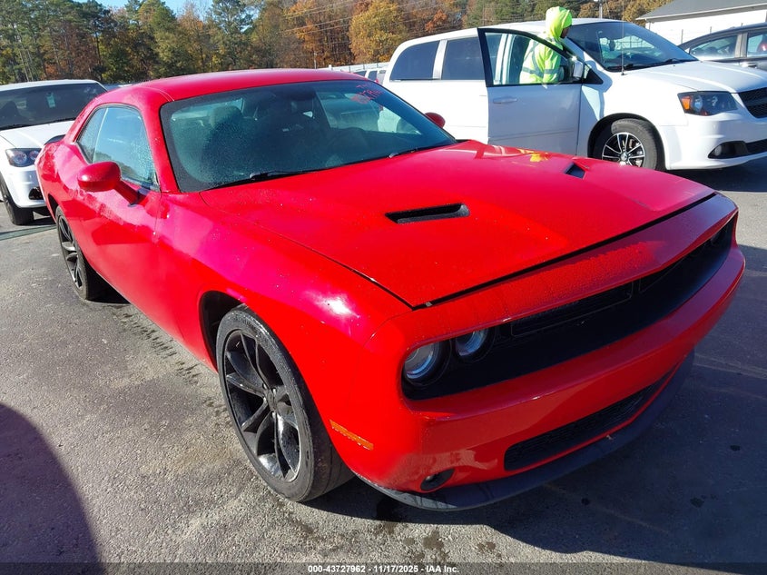 DODGE CHALLENGER SXT
