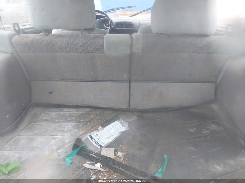 2000 Subaru Forester L VIN: JF1SF6356YH724568 Lot: 43727977