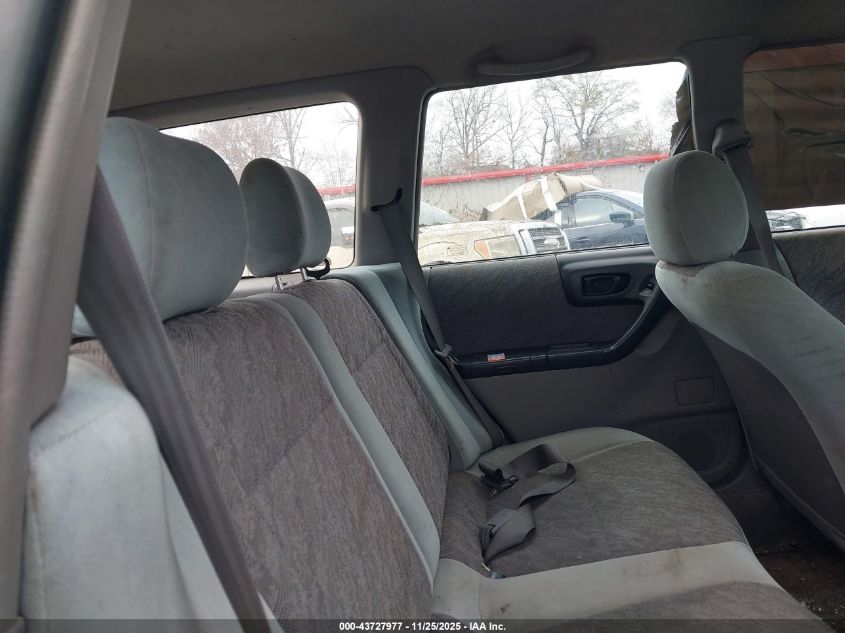 2000 Subaru Forester L VIN: JF1SF6356YH724568 Lot: 43727977