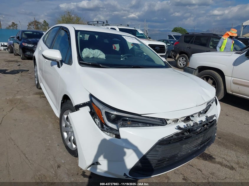 TOYOTA COROLLA HYBRID LE