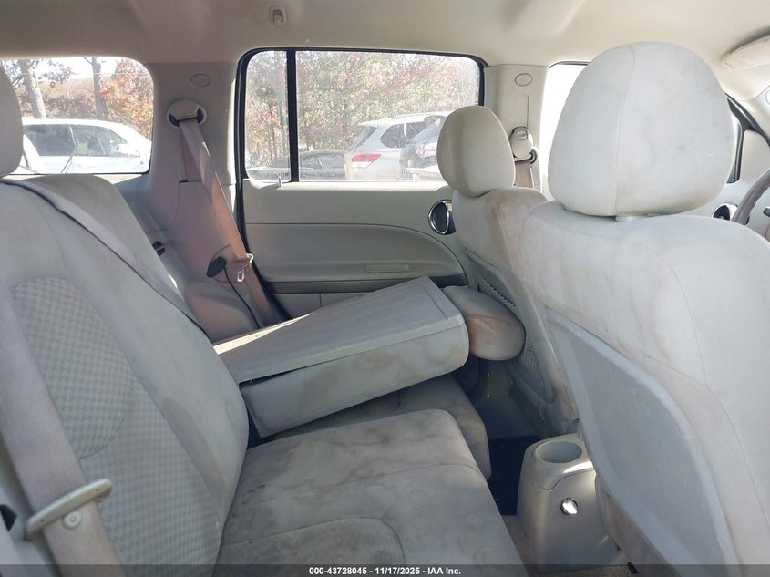 2006 Chevrolet Hhr Lt VIN: 3GNDA23P06S627132 Lot: 43728045