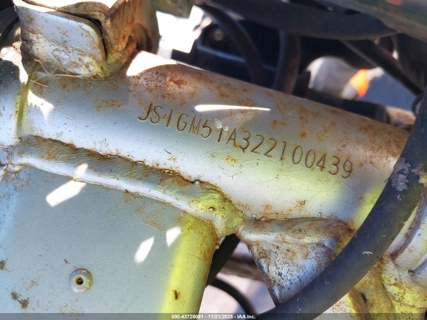 2002 Suzuki Gs500 VIN: JS1GM51A322100439 Lot: 43728091