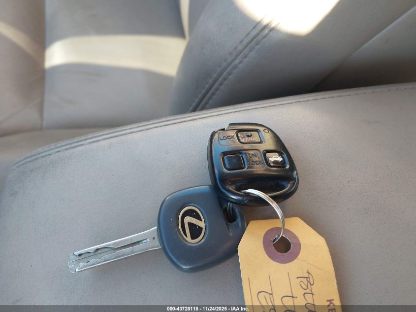 2004 Lexus Es 330 VIN: JTHBA30G745044783 Lot: 43728118