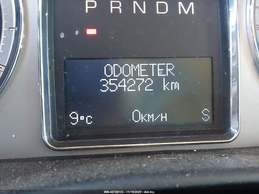 2009 Cadillac Escalade Standard VIN: 1GYFK23229R104716 Lot: 43728133