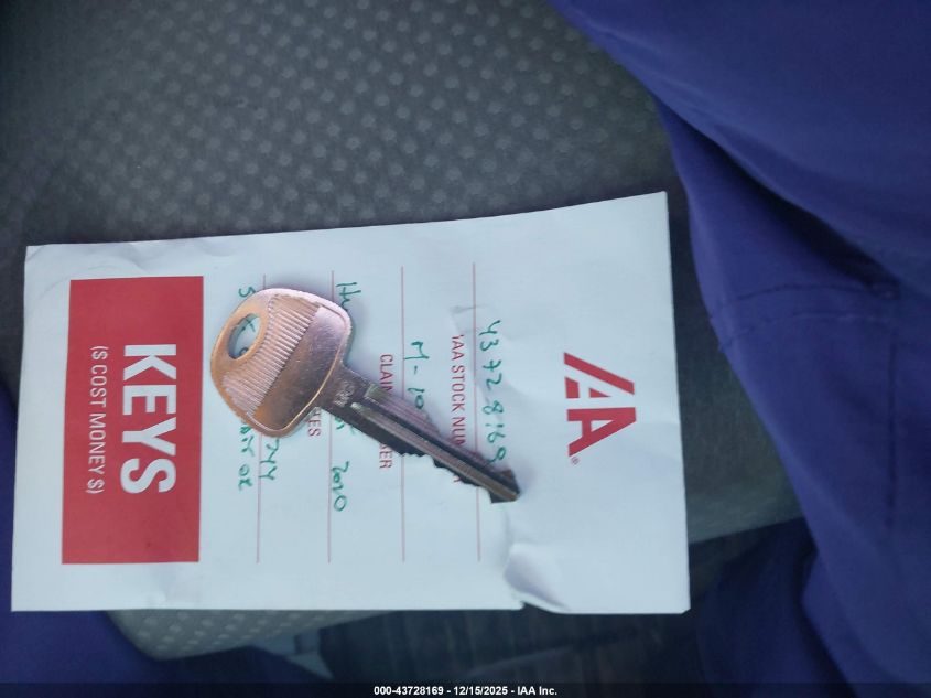 2010 Hyundai Accent Gls VIN: KMHCN4AC0AU482697 Lot: 43728169