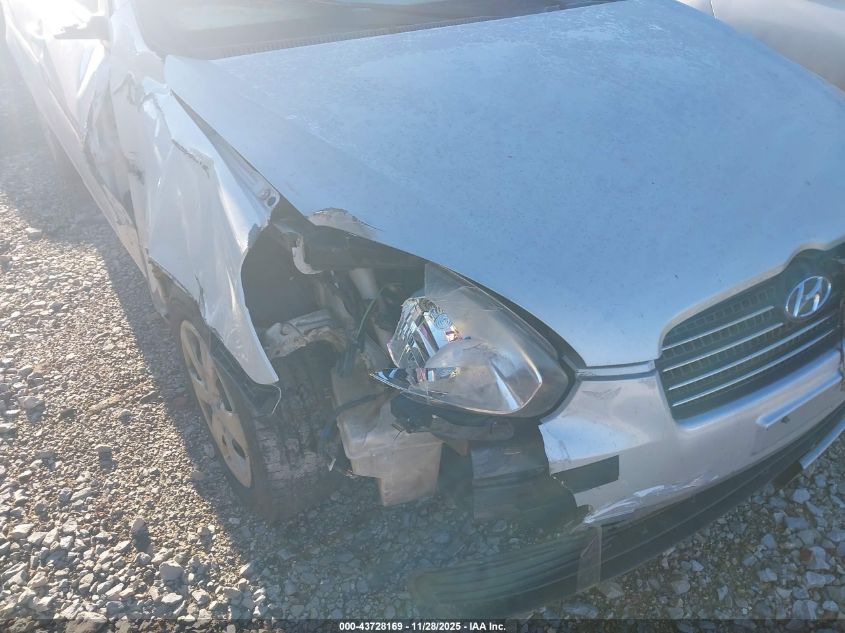 2010 Hyundai Accent Gls VIN: KMHCN4AC0AU482697 Lot: 43728169