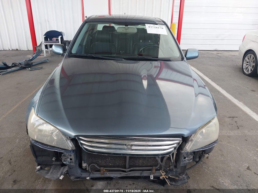 2004 Lexus Is 300 Base W/5-Speed Manual VIN: JTHBD192740082806 Lot: 43728178