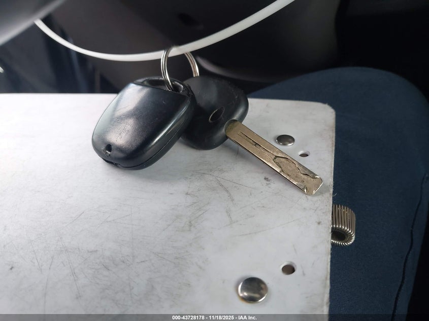 2004 Lexus Is 300 Base W/5-Speed Manual VIN: JTHBD192740082806 Lot: 43728178