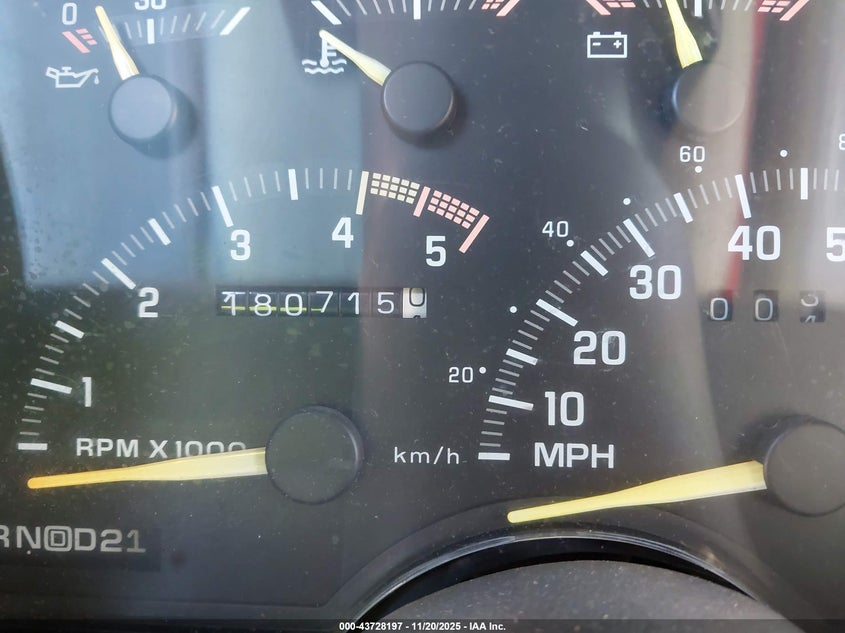 1992 Chevrolet Suburban K1500 VIN: 1GNFK16K2NJ308914 Lot: 43728197