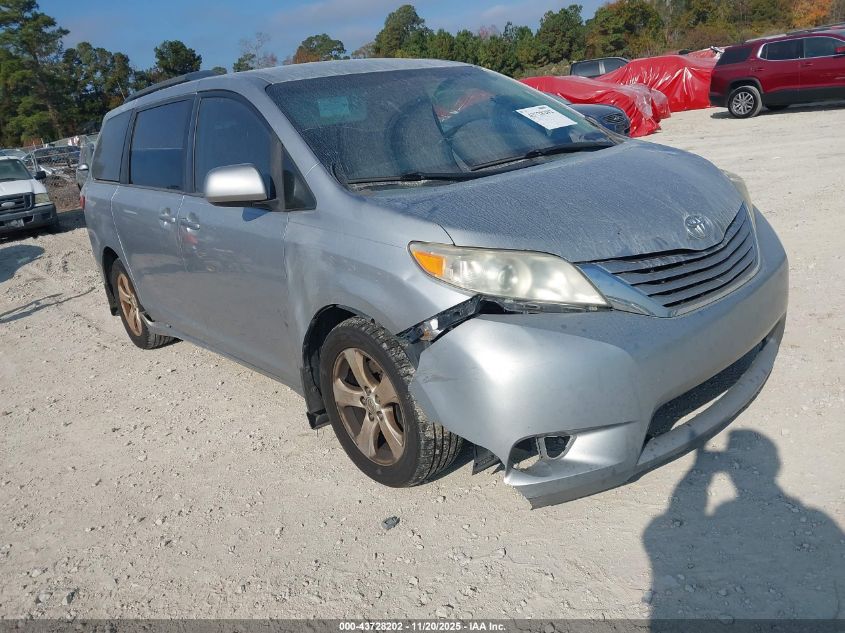 TOYOTA SIENNA LE 8 PASSENGER