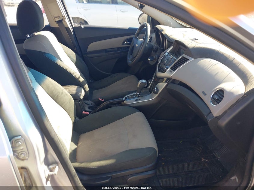 1G1PC5SH7B7300918 2011 CHEVROLET CRUZE photo no. 5