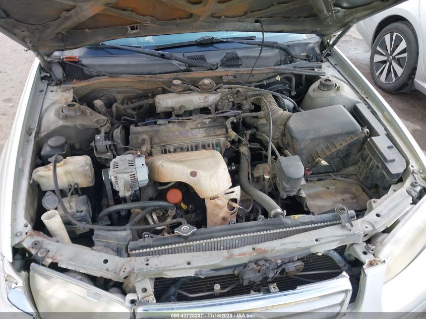 2000 Toyota Camry Le VIN: JT2BG22K1Y0398192 Lot: 43728207