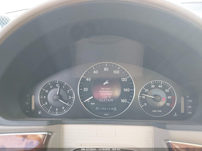 WDBUF65JX4X114765 2004 MERCEDES-BENZ E-KLASSE photo no. 7
