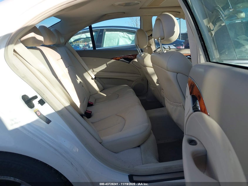 WDBUF65JX4X114765 2004 MERCEDES-BENZ E-KLASSE photo no. 8