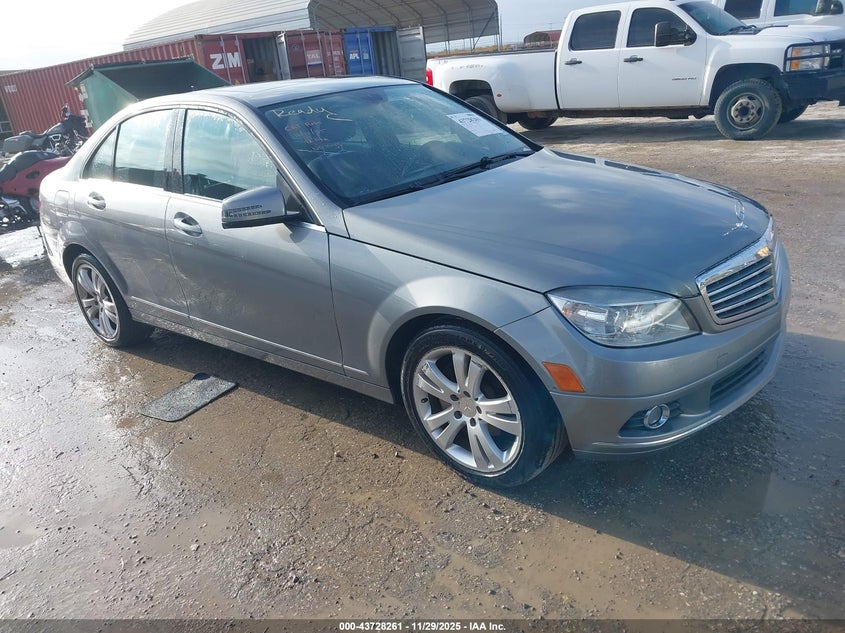 MERCEDES-BENZ C-CLASS LUXURY/SPORT