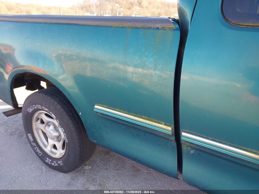 1998 Ford F-150 Lariat/Standard/Xl/Xlt VIN: 1FTZX1760WNA28184 Lot: 43728262