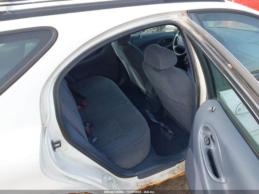 1998 Ford Taurus Se VIN: 1FAFP58S1WG226689 Lot: 43728266