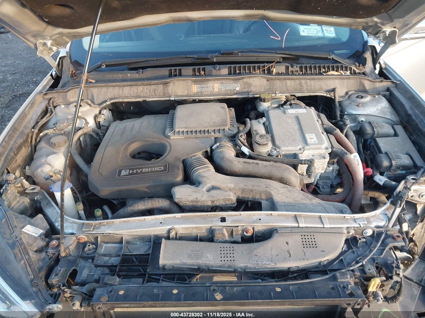 2017 Ford Fusion Hybrid Titanium VIN: 3FA6P0RUXHR233588 Lot: 43728302