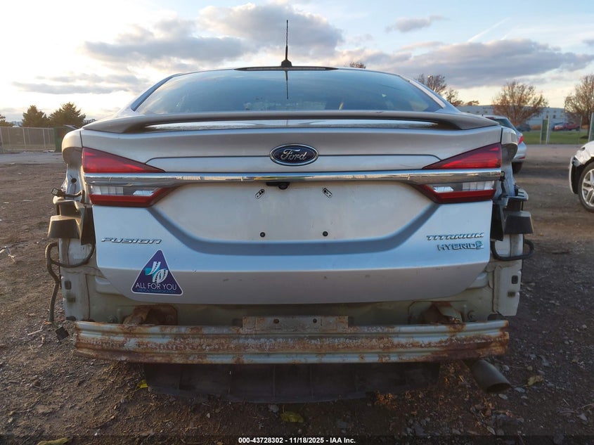 2017 Ford Fusion Hybrid Titanium VIN: 3FA6P0RUXHR233588 Lot: 43728302