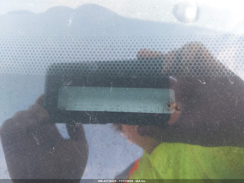 2004 Ford Crown Victoria Lx VIN: 2FAFP74W34X185641 Lot: 43728323