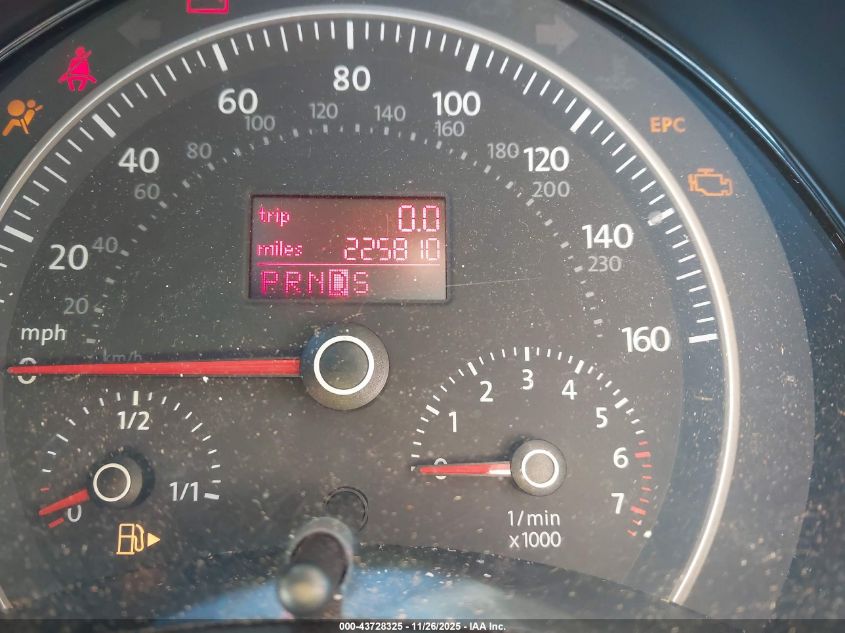 2008 Volkswagen New Beetle S VIN: 3VWPW31C98M526446 Lot: 43728325