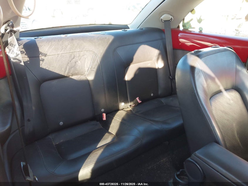 2008 Volkswagen New Beetle S VIN: 3VWPW31C98M526446 Lot: 43728325