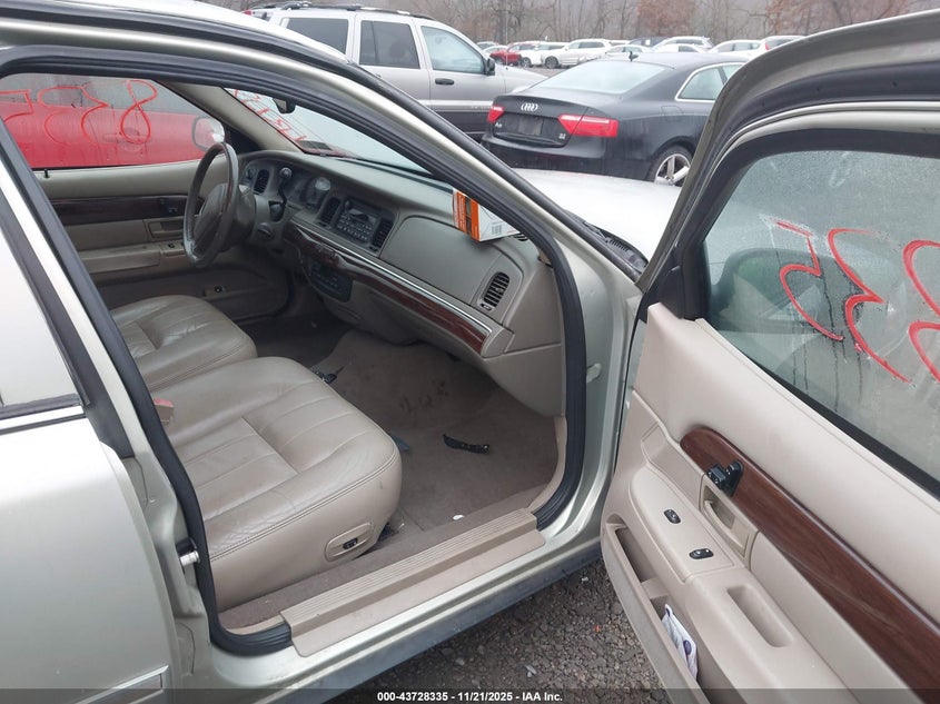 2MEHM75W54X607322 2004 MERCURY GRAND MARQUIS photo no. 5