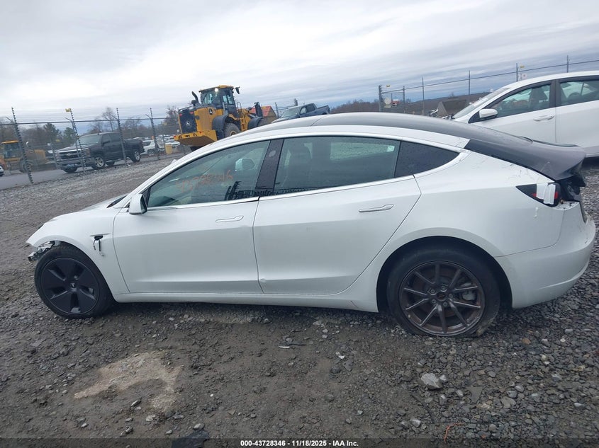 2019 Tesla Model 3 Long Range/Performance VIN: 5YJ3E1EB3KF429488 Lot: 43728346